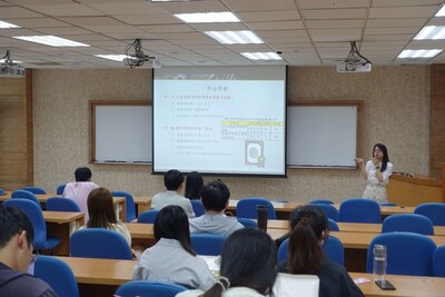 112學年度【統計、精算與數據科學在高大座談會】圖片(另開新視窗)