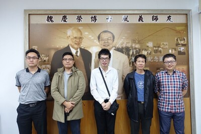 鍾思齊教授演講圖片(另開新視窗)