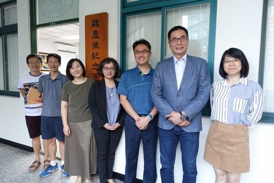 智慧科技與應用跨域微學程專題講座--講者:詹志清總經理、李純嬰副總及陳瑩芝副總圖片(另開新視窗)