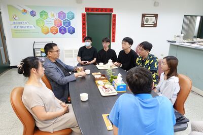 詹志清總經理演講圖片(另開新視窗)