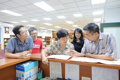 Prof. Weng Kee Wong 演講圖片(另開新視窗)