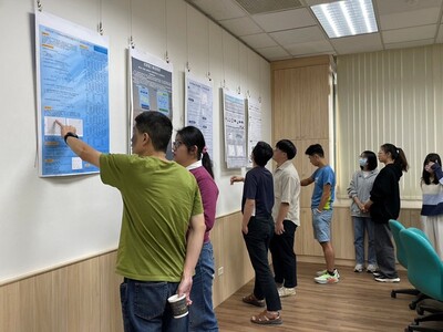112學年度理學院專題製作成果展競賽暨頒獎典禮圖片(另開新視窗)