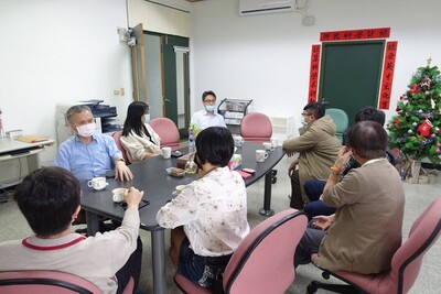 第九任所長交接典禮圖片(另開新視窗)
