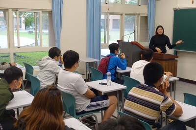 東部區域運輸發展研究中心職場參訪活動圖片(另開新視窗)