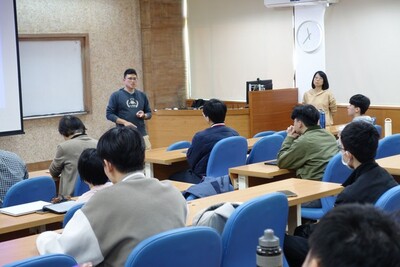 梁育菖博士演講圖片(另開新視窗)