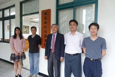 Prof. Jung Jin Lee 演講圖片(另開新視窗)